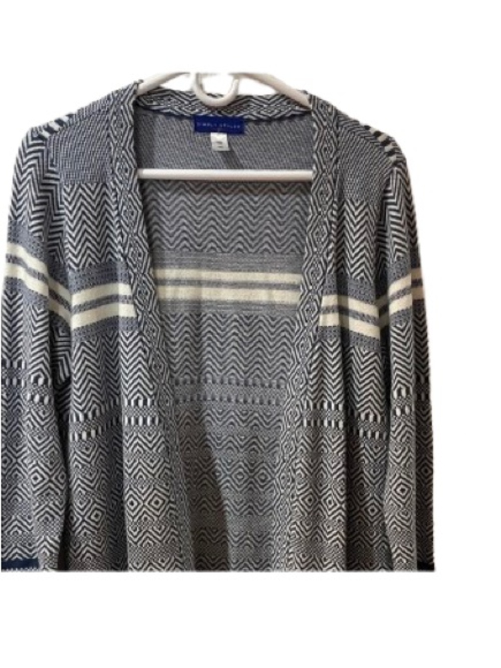 Simply Styled Women’s Cardigan Medium
PTP 21